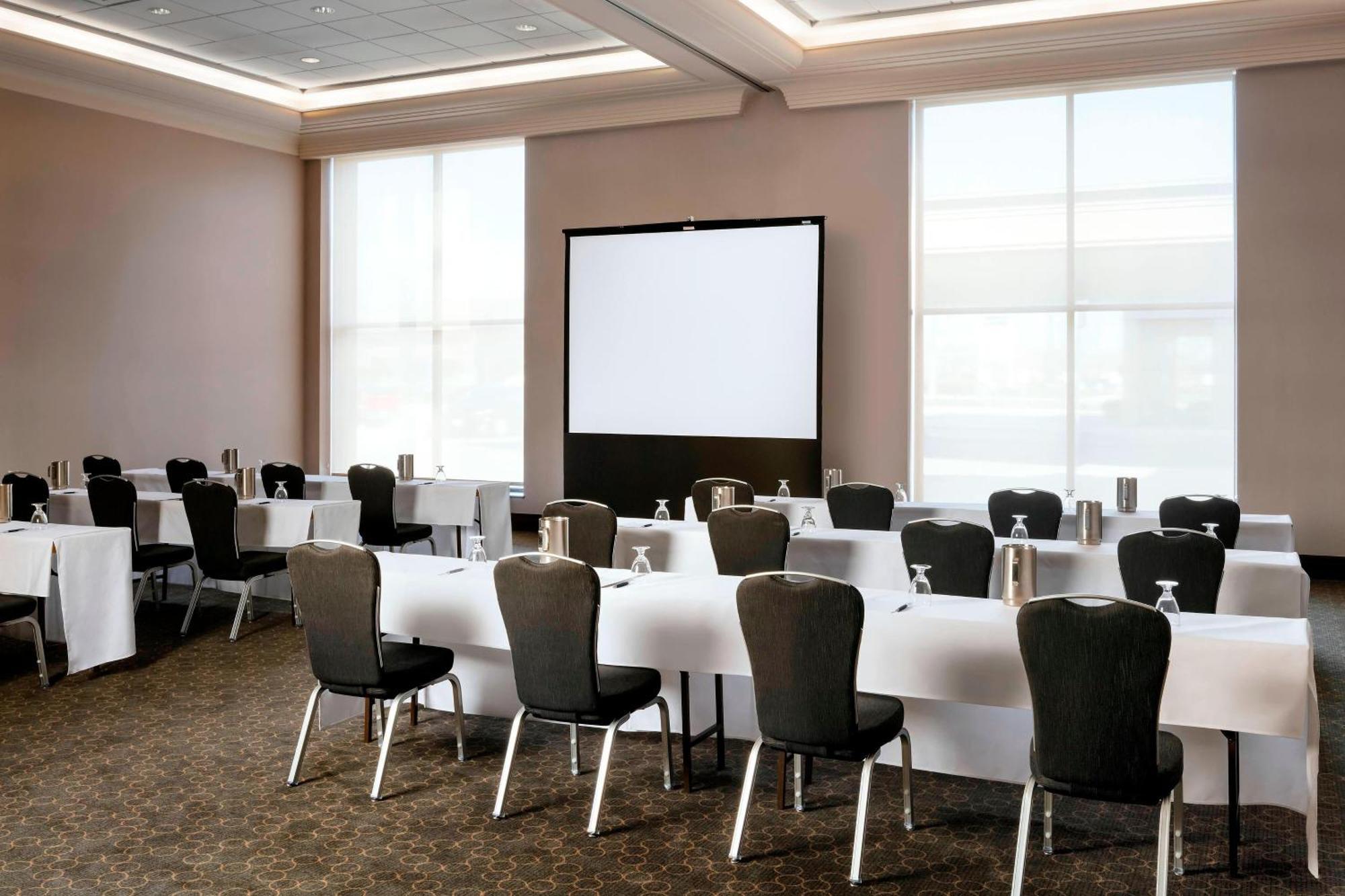 Sheraton Toronto Airport Hotel & Conference Centre Εξωτερικό φωτογραφία